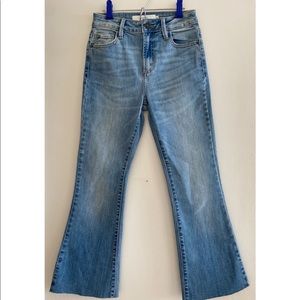 NWT - Hidden ‘Happi Flare’ Cut Off Cropped Jeans